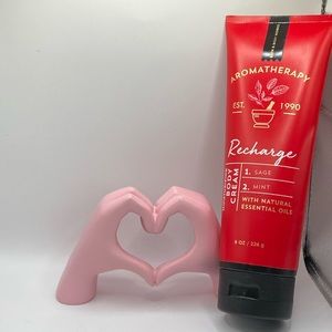 NEW Bath & Body Recharge Moisturizing Body Cream